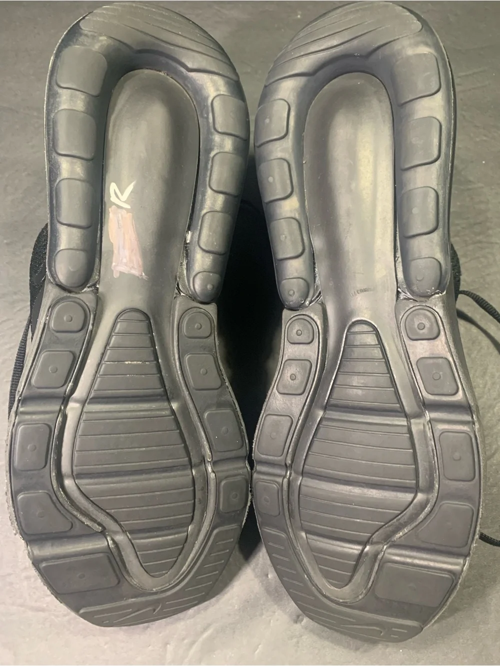 Nike Air Max 270 Men’s Black Running Walking Sneakers Shoe Size- 14
